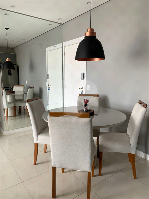 Apartamento à venda com 2 quartos, 57m² - Foto 8