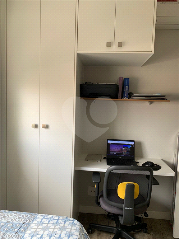 Apartamento à venda com 2 quartos, 57m² - Foto 17