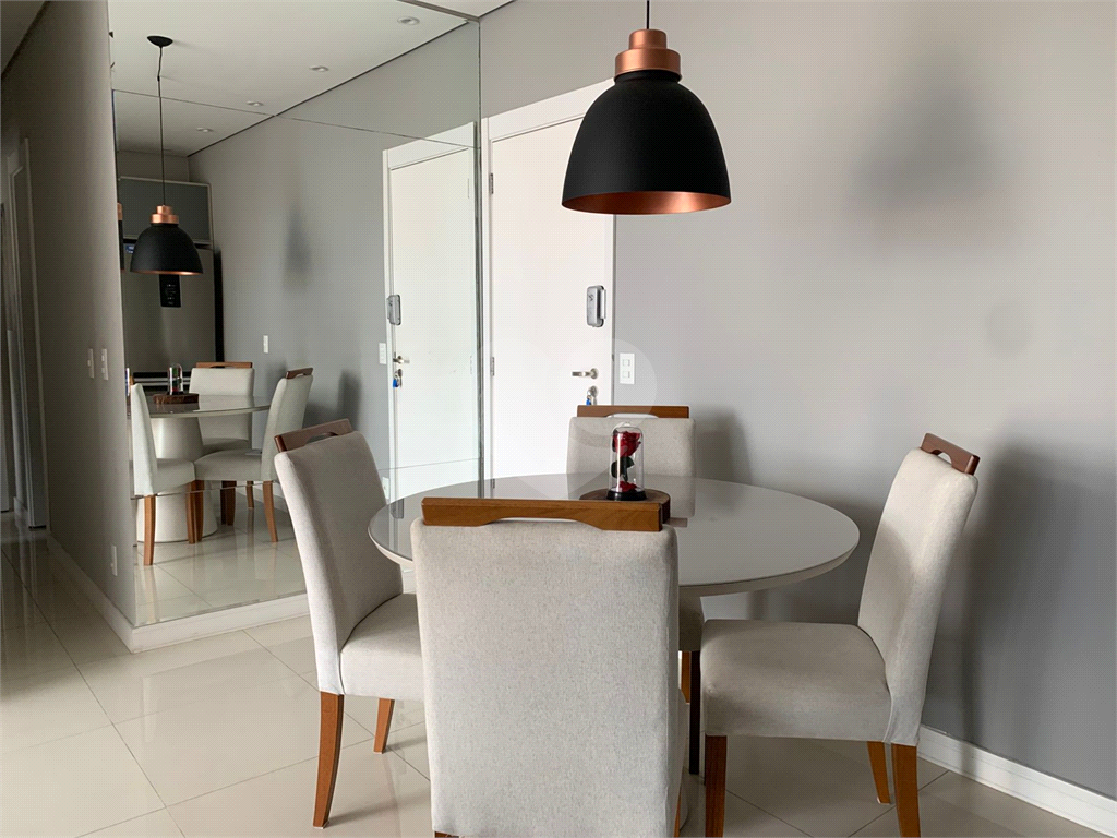 Apartamento à venda com 2 quartos, 57m² - Foto 7