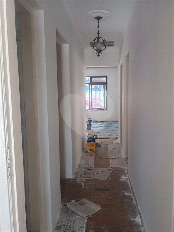  Água Fria: Casa de 294m² com 2 Quartos + Edícula Completa! Conquiste o espaço que sua família merec