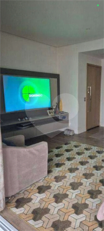 APARTAMENTO em TATUAPÉ