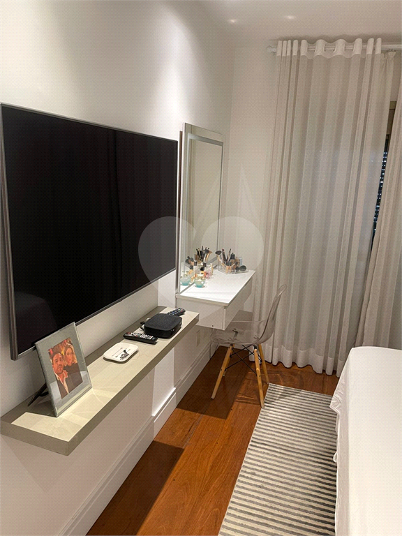 Apartamento à venda com 4 quartos, 210m² - Foto 6