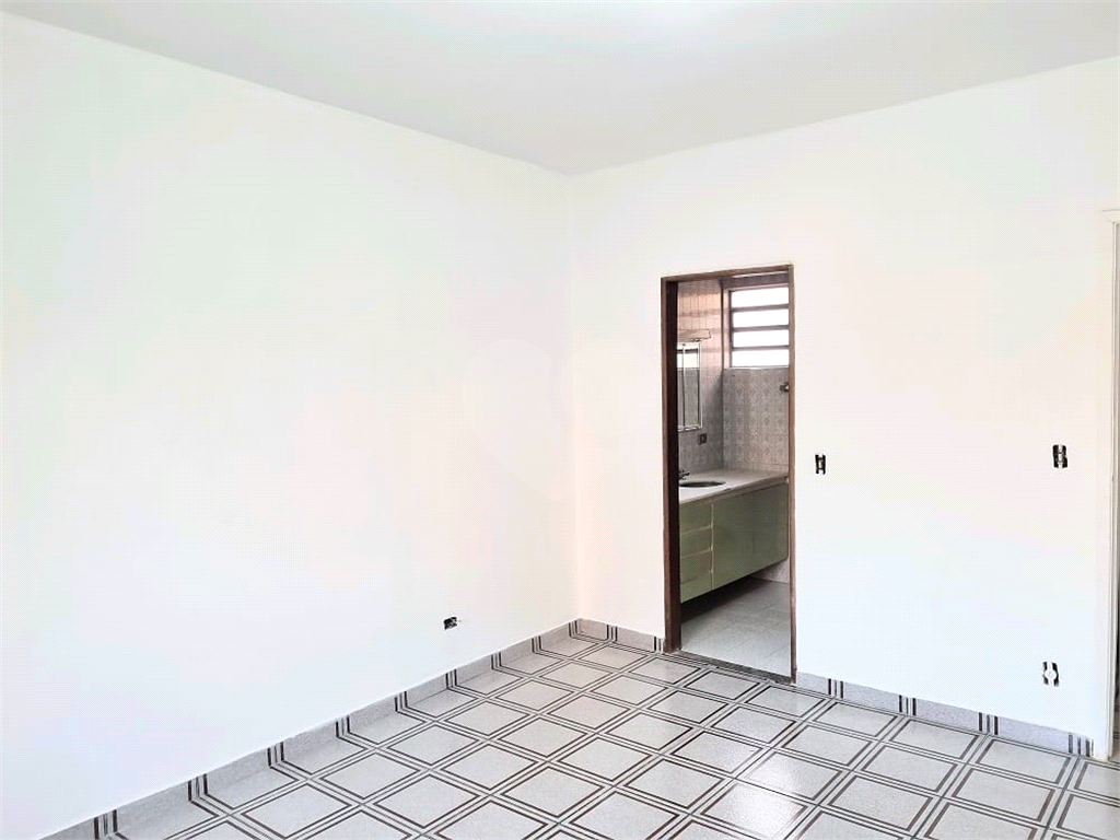 Casa, 3 quartos, 250 m² - Foto 11