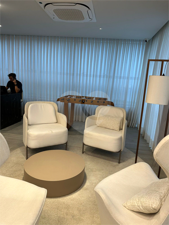 APARTAMENTO em VILA MADALENA