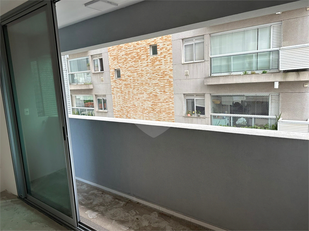 APARTAMENTO em VILA MADALENA