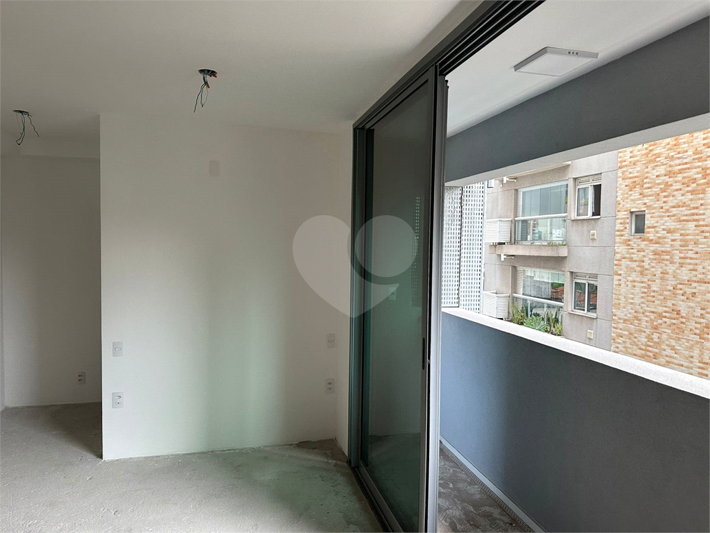 APARTAMENTO em VILA MADALENA