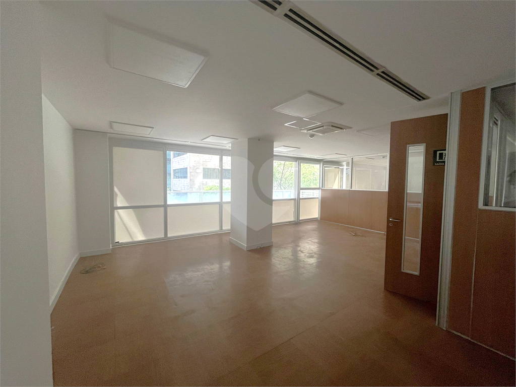 Lajes Corporativas para locação Comercial na BELA VISTA com  356,87 m²