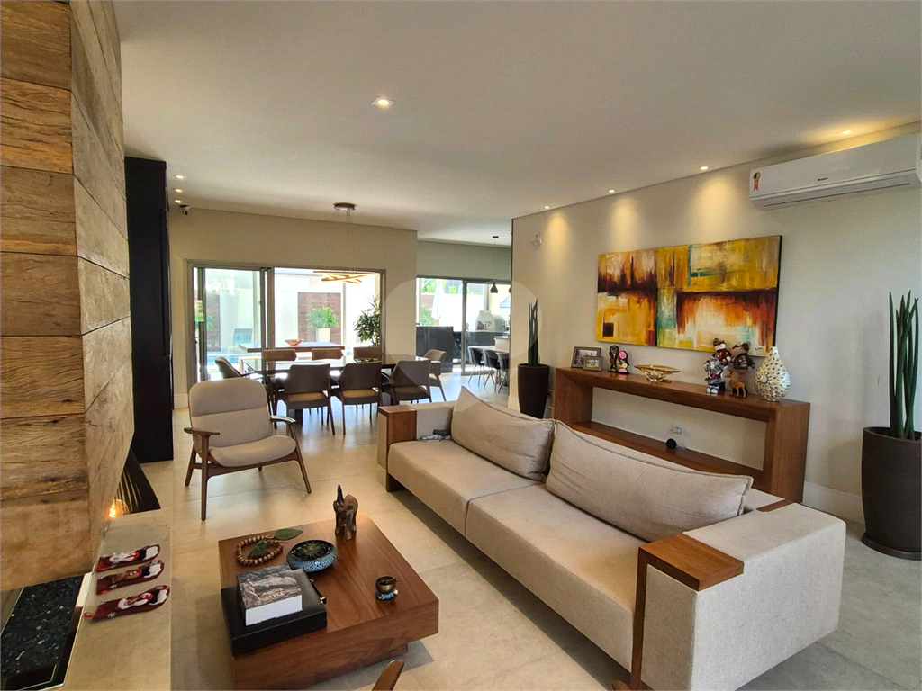 CASA DE ALTO PADRÃO = EM ALPHAVILLE = VENDE.SE C/PORTEIRA FECHADA