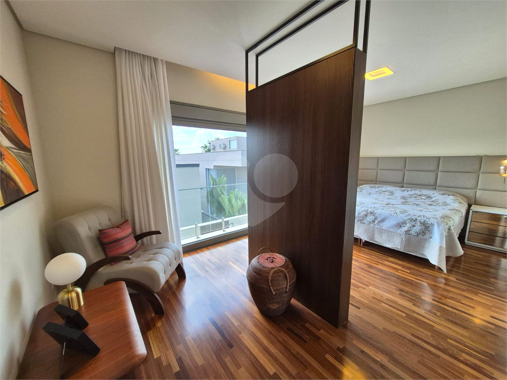 CASA DE ALTO PADRÃO = EM ALPHAVILLE = VENDE.SE C/PORTEIRA FECHADA