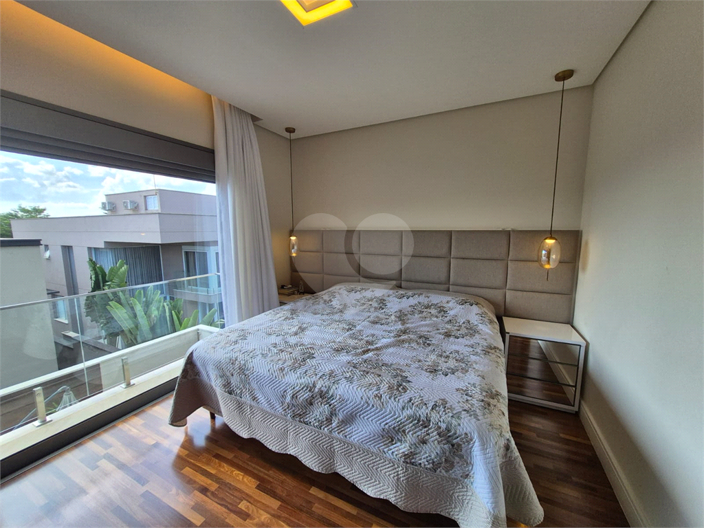 CASA DE ALTO PADRÃO = EM ALPHAVILLE = VENDE.SE C/PORTEIRA FECHADA
