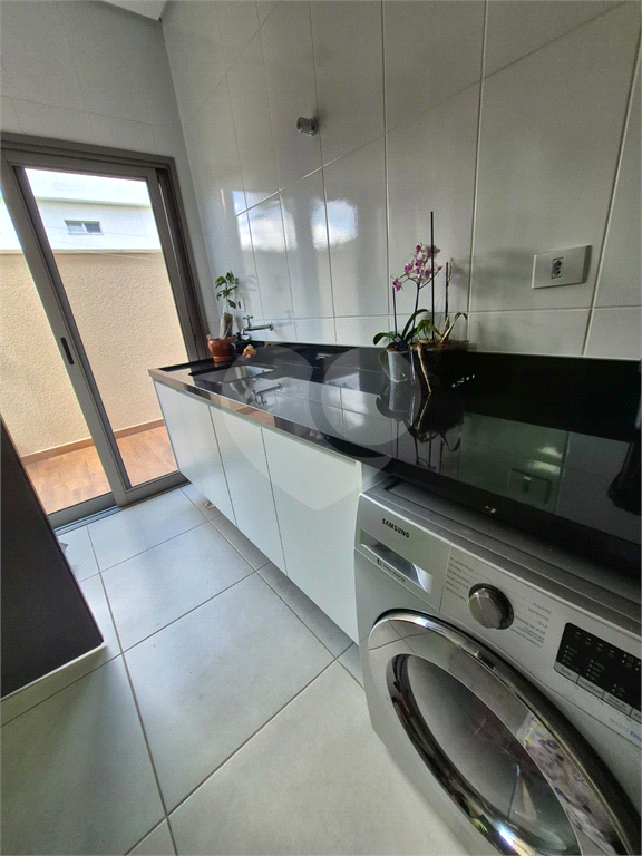 CASA DE ALTO PADRÃO = EM ALPHAVILLE = VENDE.SE C/PORTEIRA FECHADA
