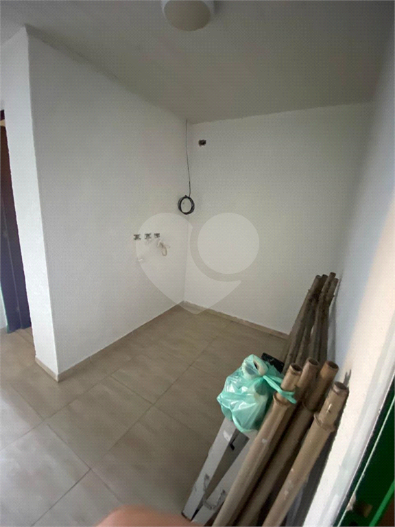 VENDO SOBRADO GEMINADO 