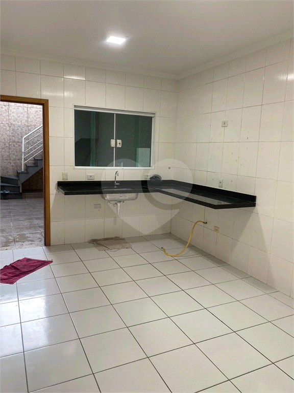 VENDO SOBRADO GEMINADO 