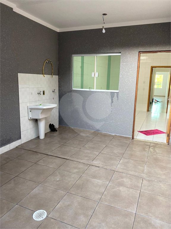VENDO SOBRADO GEMINADO 