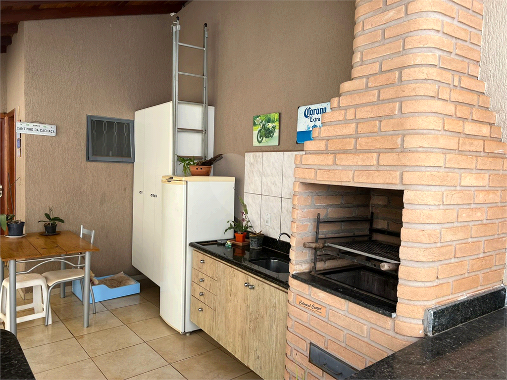 Casa à venda com 3 quartos, 146m² - Foto 2