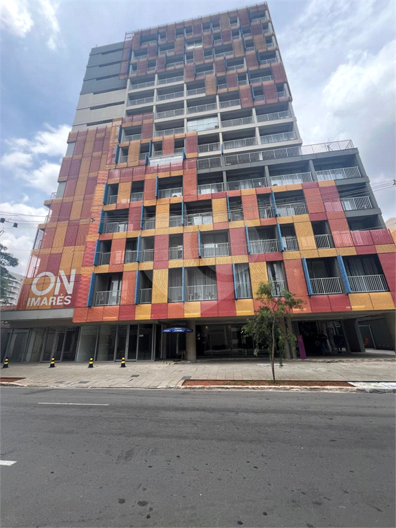 STUDIO 21,68M² TOTALMENE IMOBILIADO  AO LADO DO SHOPPING IBIRAPUERA 