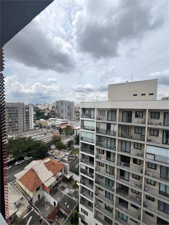 STUDIO 21,68M² TOTALMENE IMOBILIADO  AO LADO DO SHOPPING IBIRAPUERA 