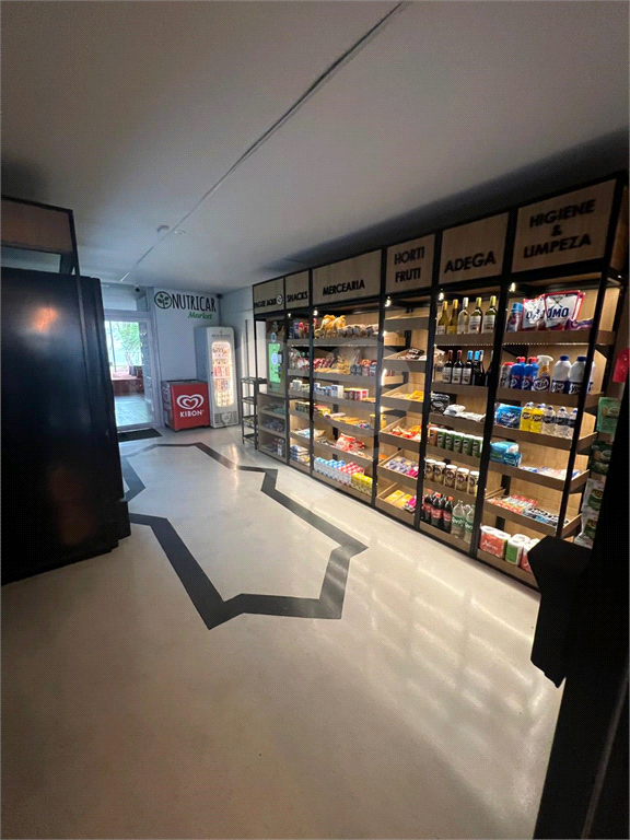 STUDIO 21,68M² TOTALMENE IMOBILIADO  AO LADO DO SHOPPING IBIRAPUERA 