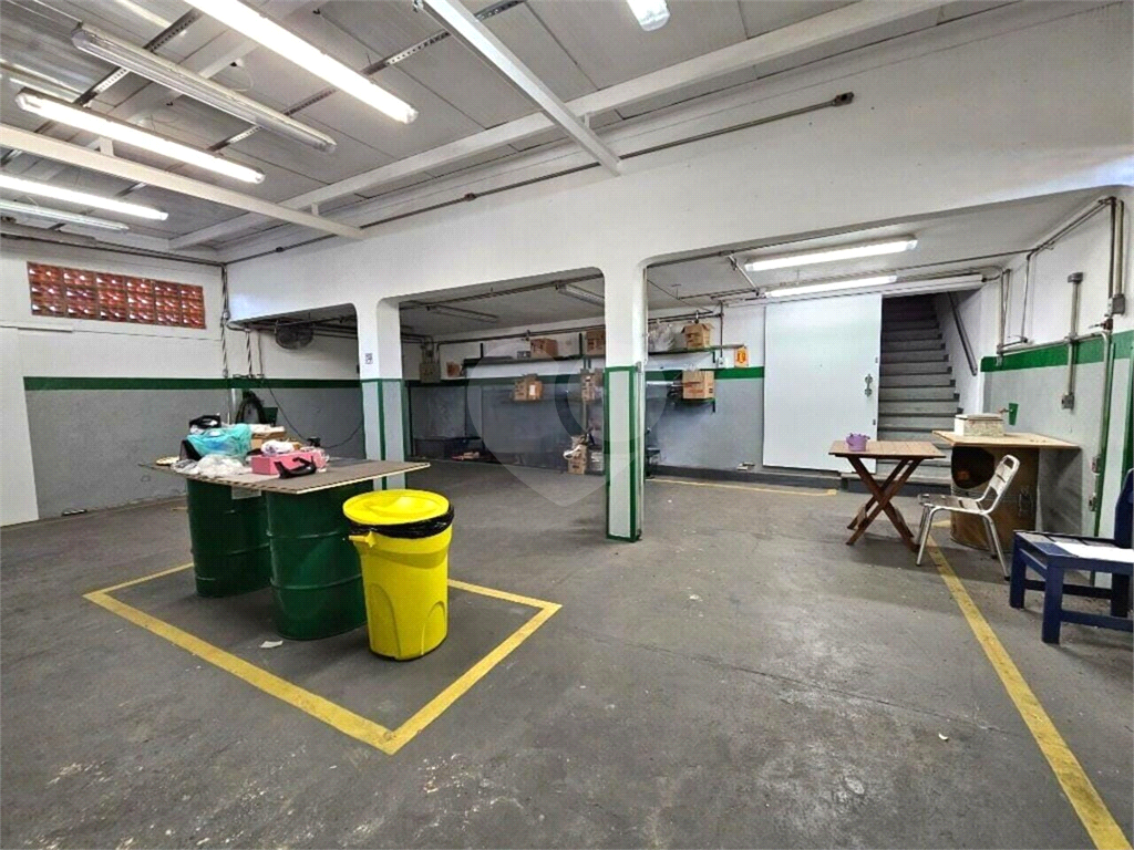 Casa assobradada HORTO 238 m², 3 dormitórios, 1 suíte, 4 banheiros, quintal e 3 vagas de garagem 