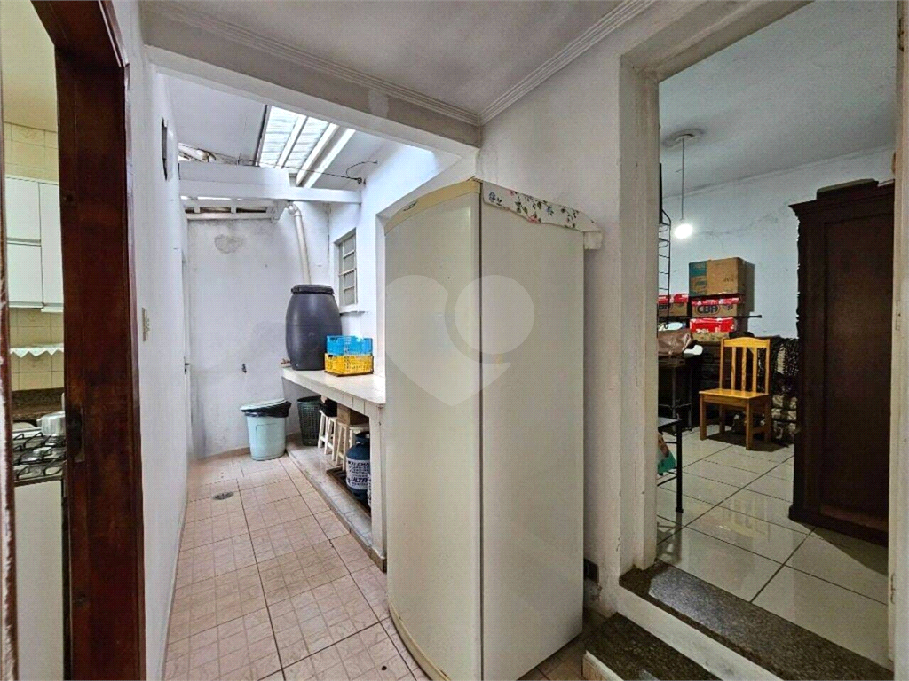Casa assobradada HORTO 238 m², 3 dormitórios, 1 suíte, 4 banheiros, quintal e 3 vagas de garagem 