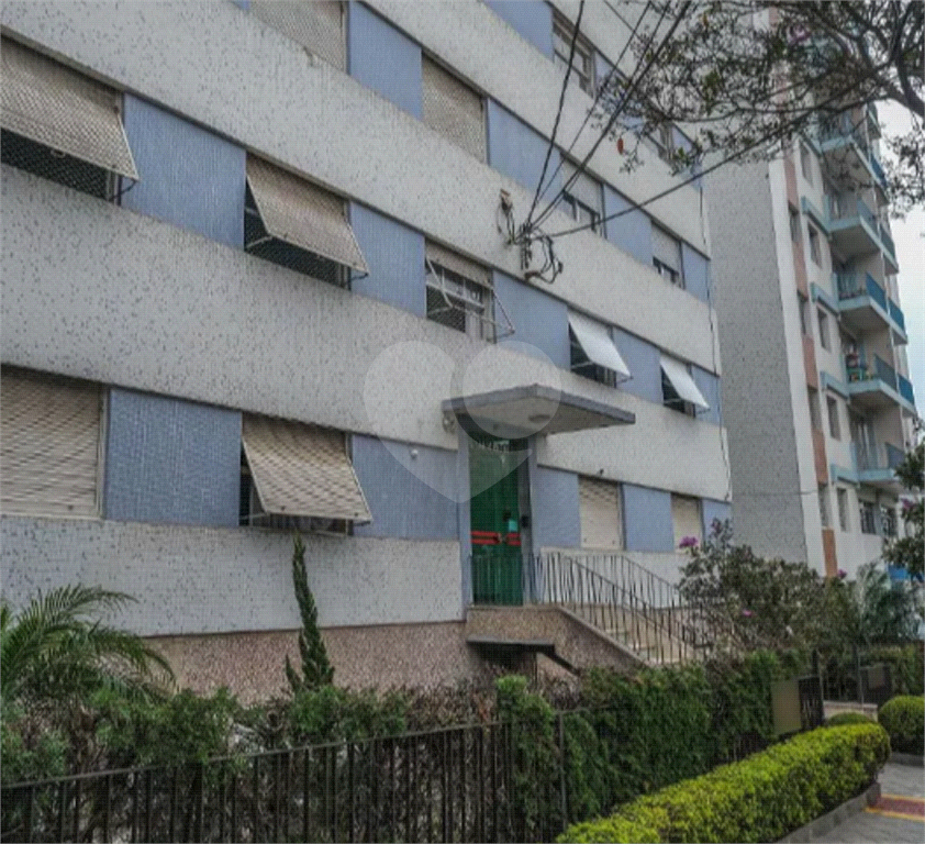 APARTAMENTO em SANTANA