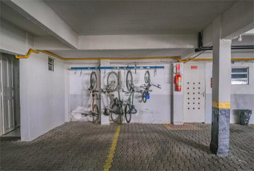 APARTAMENTO em SANTANA