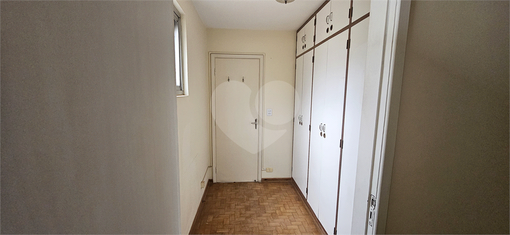 Apartamento à venda com 3 quartos, 121m² - Foto 16