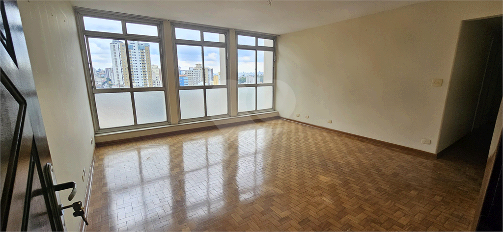 Apartamento à venda com 3 quartos, 121m² - Foto 5