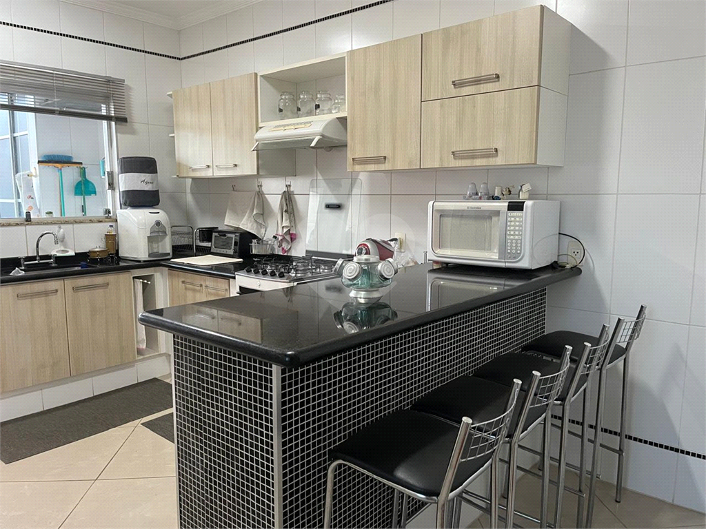 Sobrado à venda com 3 quartos, 260m² - Foto 32