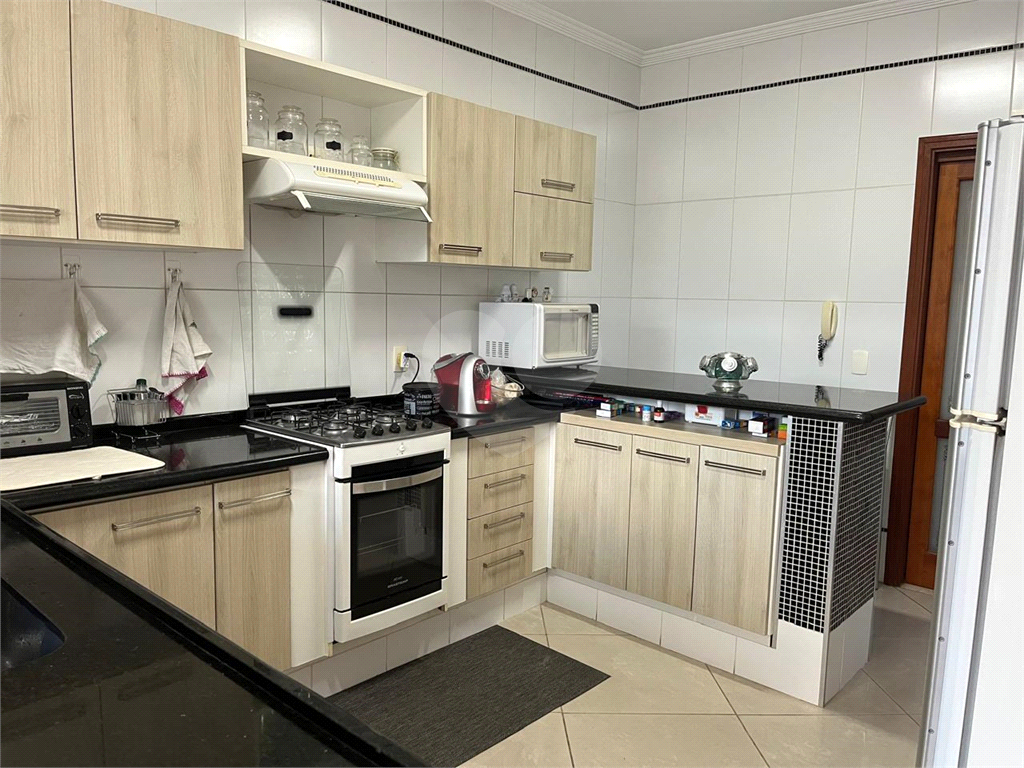 Sobrado à venda com 3 quartos, 260m² - Foto 33