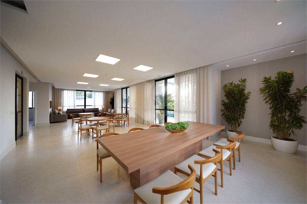 APARTAMENTO em VILA LEOPOLDINA