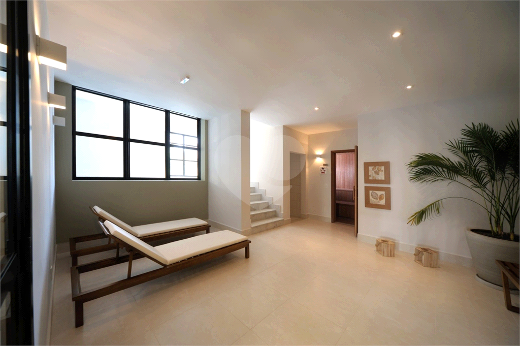 APARTAMENTO em VILA LEOPOLDINA