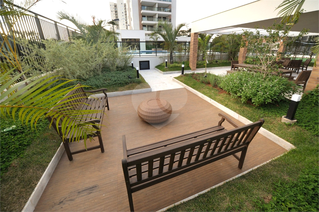 APARTAMENTO em VILA LEOPOLDINA