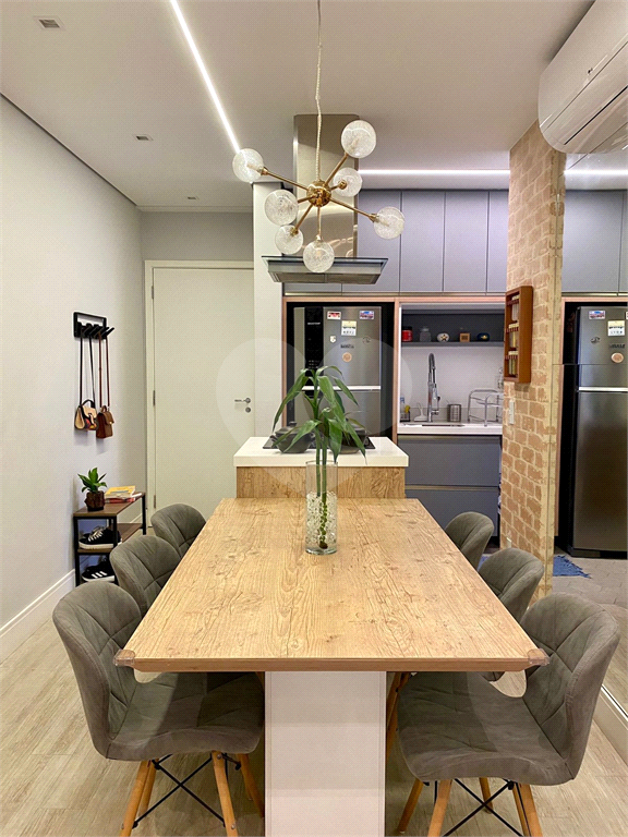 APARTAMENTO em VILA LEOPOLDINA