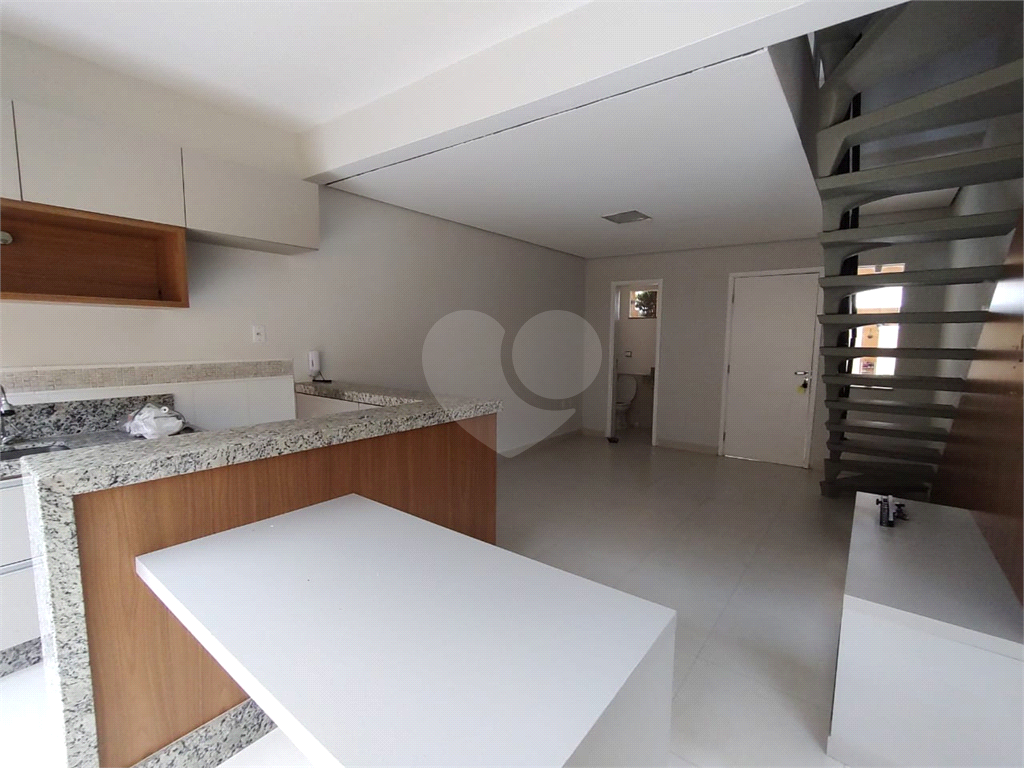 Casa de Condomínio para alugar com 2 quartos, 85m² - Foto 9