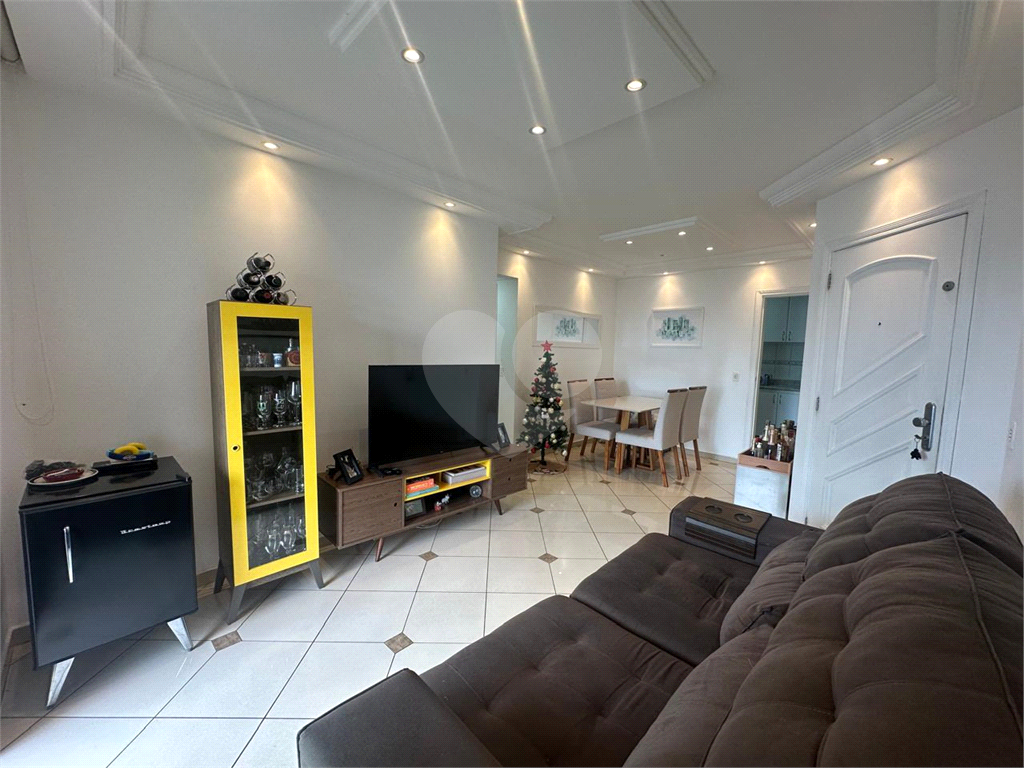 APARTAMENTO em TUCURUVI
