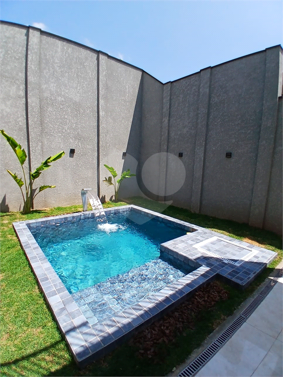 Casa a venda em Santana de Parnaíba 