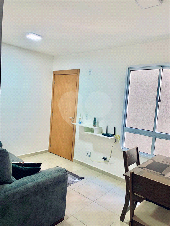 Apartamento à venda com 2 quartos, 49m² - Foto 3