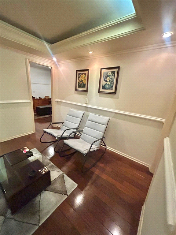 Apartamento na Água Fria, 193 metros, 3 suítes e 3 vagas 