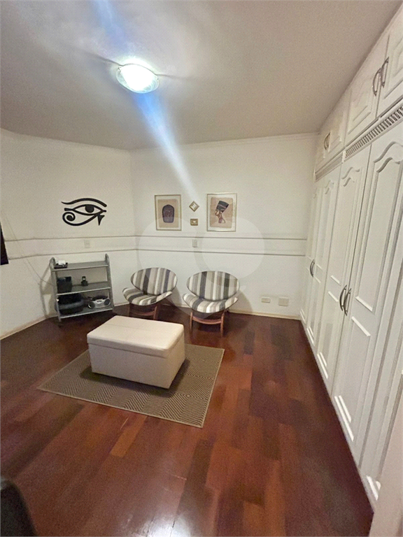 Apartamento na Água Fria, 193 metros, 3 suítes e 3 vagas 