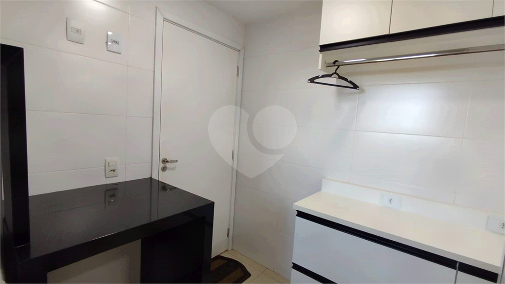 Apartamento para alugar com 3 quartos, 96m² - Foto 6