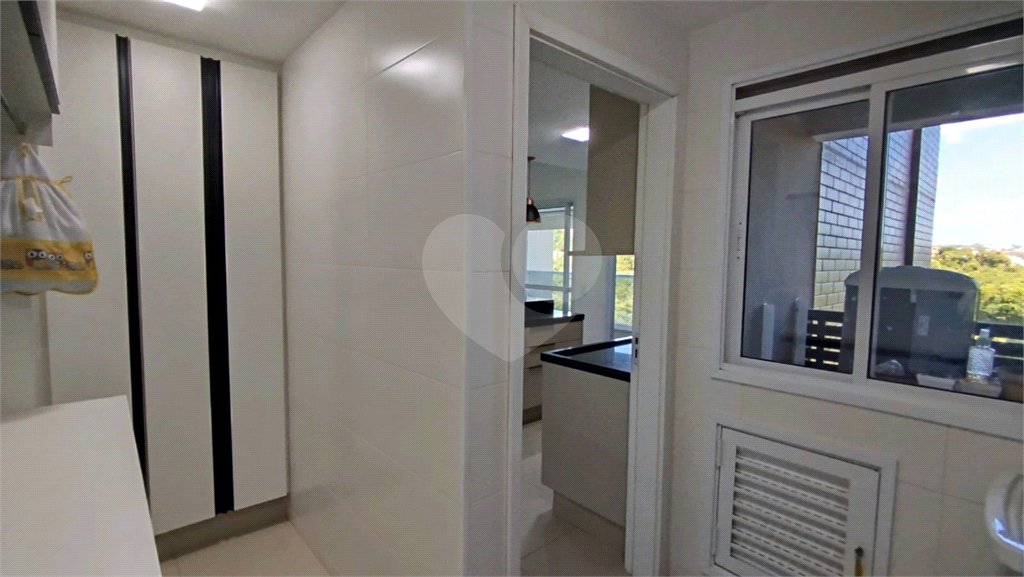 Apartamento para alugar com 3 quartos, 96m² - Foto 2