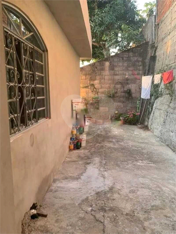 Casa à venda com 2 quartos, 145m² - Foto 11