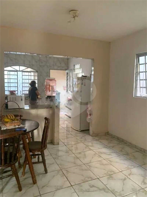 Casa à venda com 2 quartos, 145m² - Foto 17