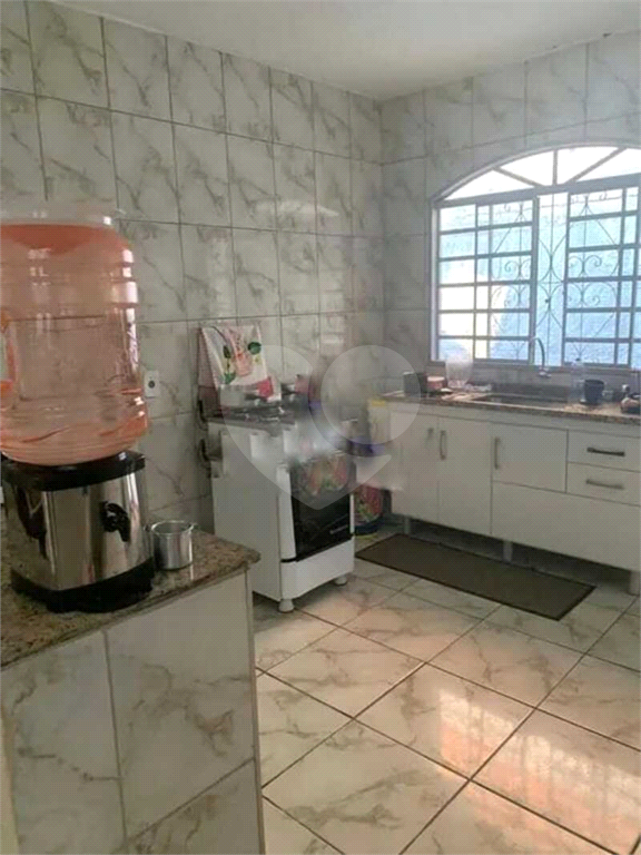 Casa à venda com 2 quartos, 145m² - Foto 8