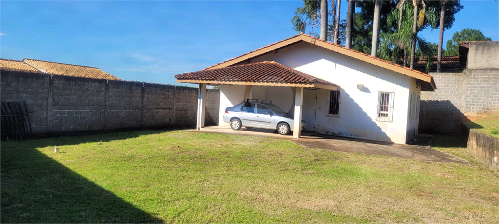 Casa à venda com 2 quartos, 110m² - Foto 1