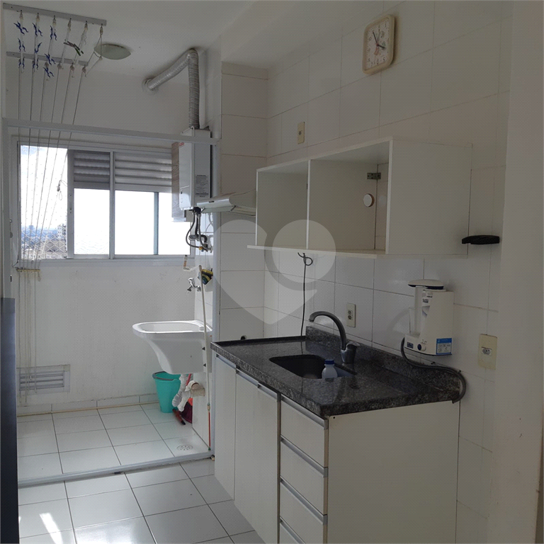 Apartamento à venda com 2 quartos, 50m² - Foto 3