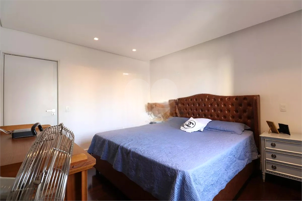 Apartamento  Vila Romana/Pompeia: 3 suites e 4 vagas de garagem ! 