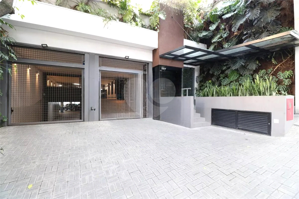 Apartamento  Vila Romana/Pompeia: 3 suites e 4 vagas de garagem ! 