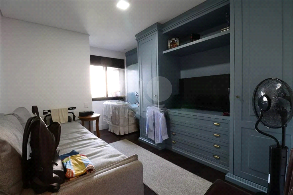 Apartamento  Vila Romana/Pompeia: 3 suites e 4 vagas de garagem ! 